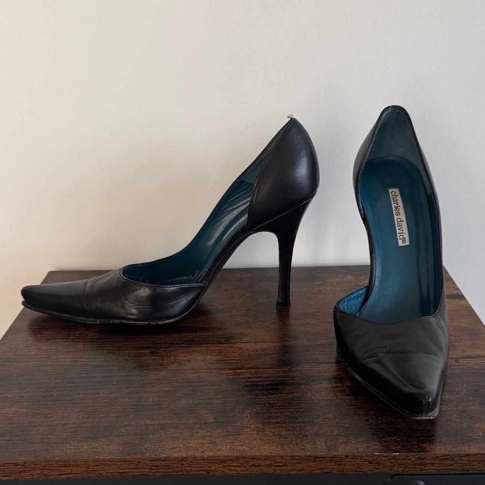 Charles David Black Leather Pointed-Toe Stiletto Pumps - Picture 2 of 8